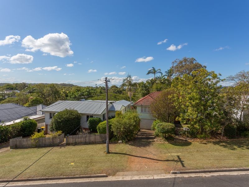130 HOFF ST, Mount Gravatt East QLD 4122