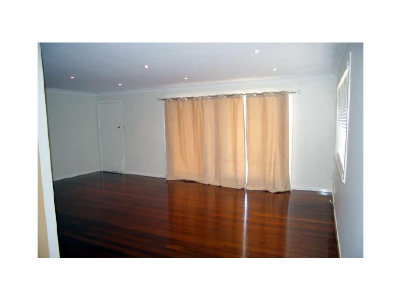 21 Denton Street, Wishart QLD 4122