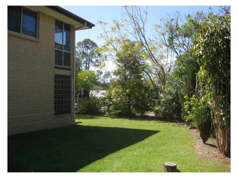 ROOM 5/74 Crewe Street, Mount Gravatt East QLD 4122