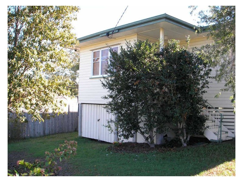 174 Broadwater Road, Mount Gravatt East QLD 4122