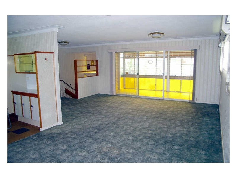 11 Mingera Street, Mansfield QLD 4122