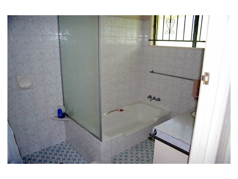 11 Mingera Street, Mansfield QLD 4122