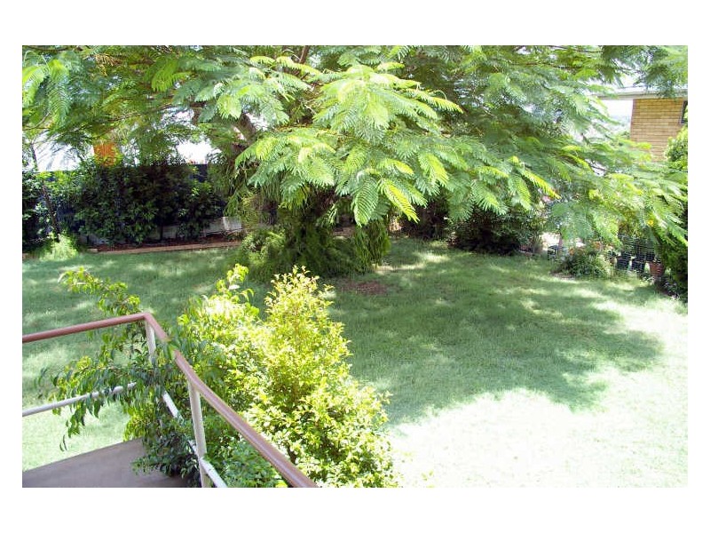 11 Mingera Street, Mansfield QLD 4122