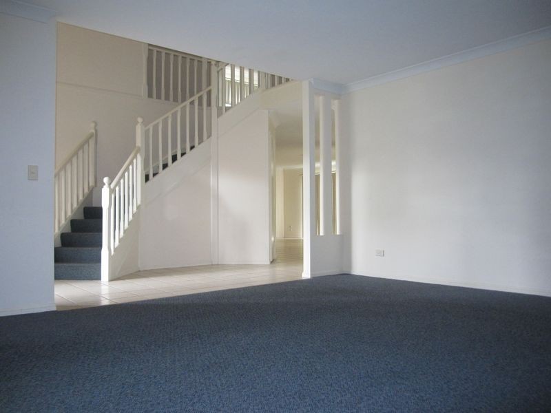 18 Marianna Street, Mansfield QLD 4122