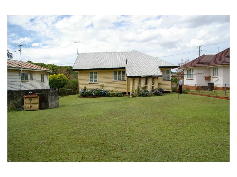 29 Broadwater Road, Mount Gravatt QLD 4122