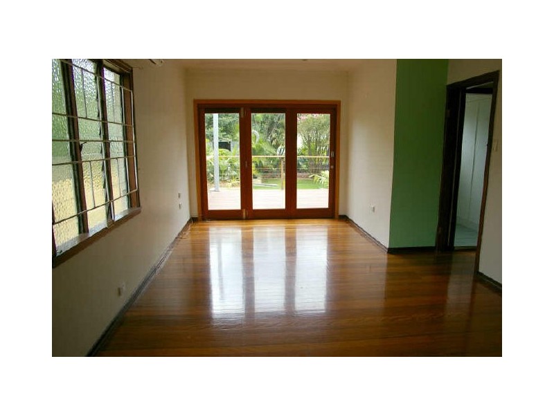 10 Pettigrew Street, Mount Gravatt East QLD 4122