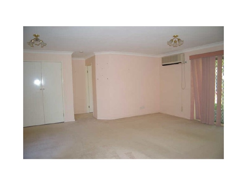 7/15 Erindale Close, Wishart QLD 4122