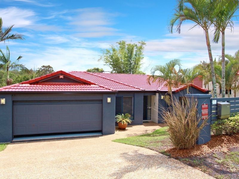 6 MONET CRESCENT, Mackenzie QLD 4156
