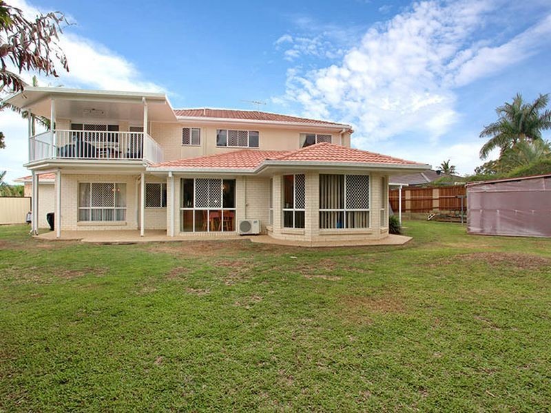17 BOTTICELLI PLACE, Mackenzie QLD 4156
