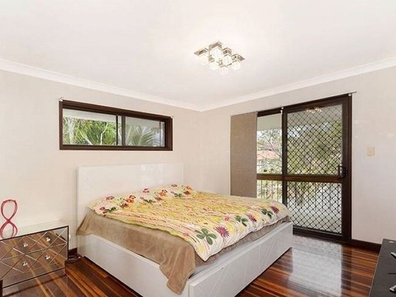 16 Montreal Street, Wishart QLD 4122