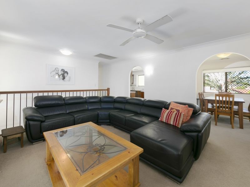 31 FIRTHSHIRE STREET, Mansfield QLD 4122