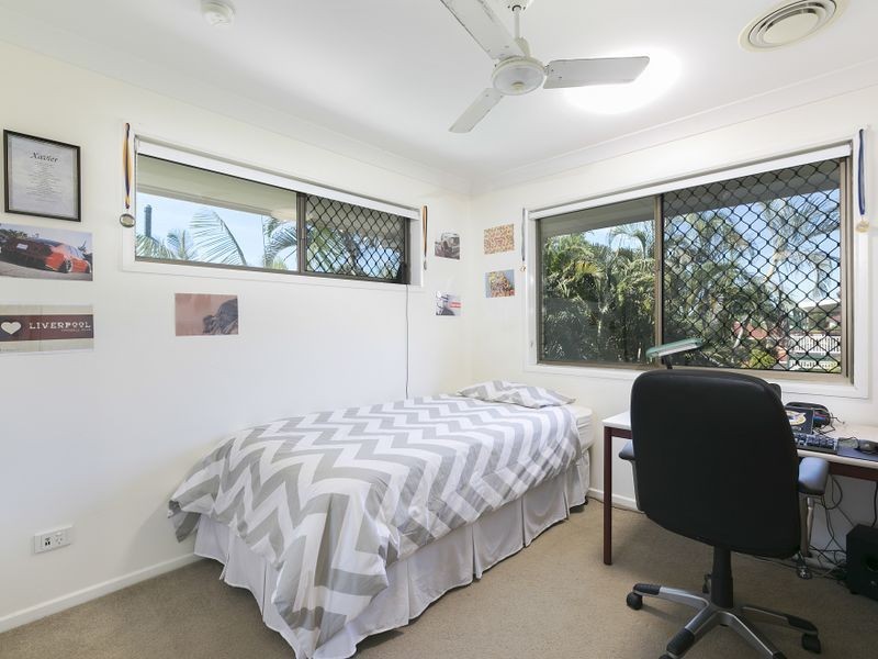 31 FIRTHSHIRE STREET, Mansfield QLD 4122