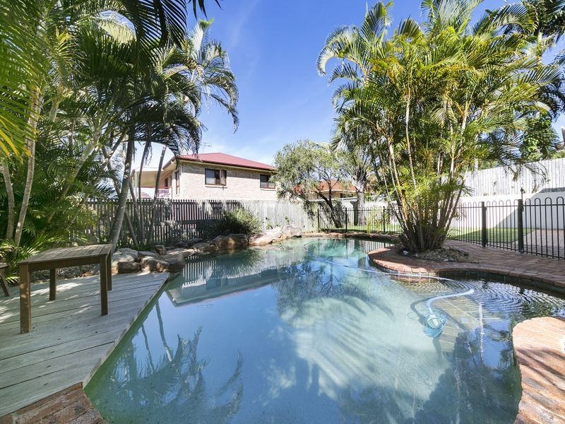 31 FIRTHSHIRE STREET, Mansfield QLD 4122