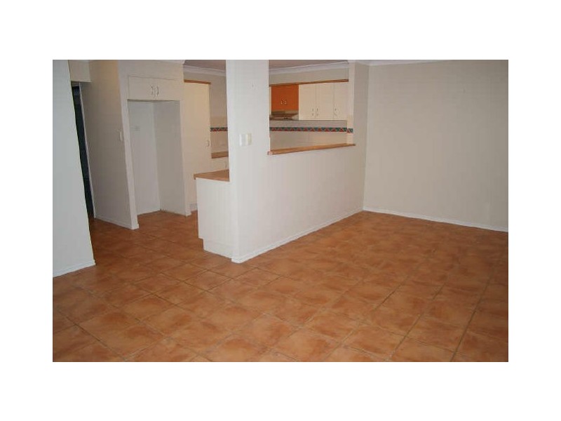 4/18 Delavan Street, Wishart QLD 4122