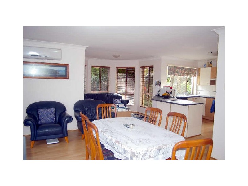 11 Fig Tree Close, Mackenzie QLD 4156