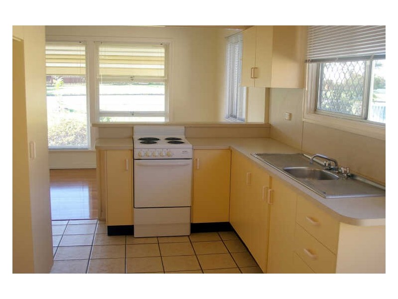 18 Dykes Street, Mount Gravatt East QLD 4122