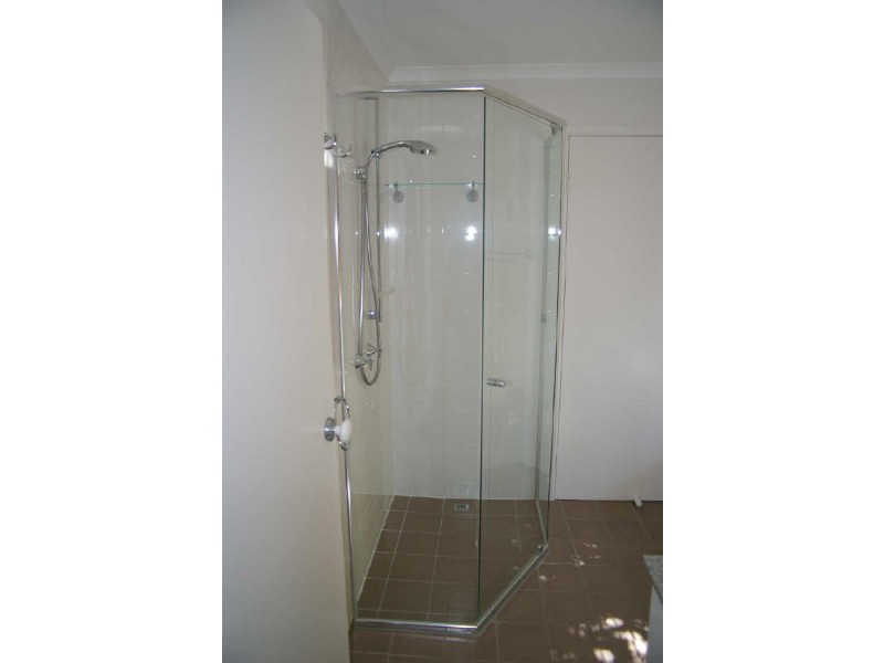 14 Wyncroft Street, Holland Park QLD 4121