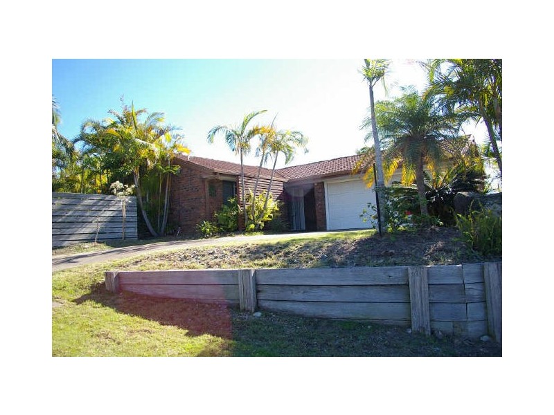 14 Wyncroft Street, Holland Park QLD 4121