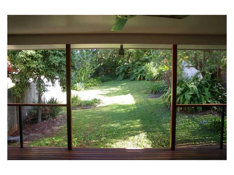 17 Miriam Street, Holland Park West QLD 4121