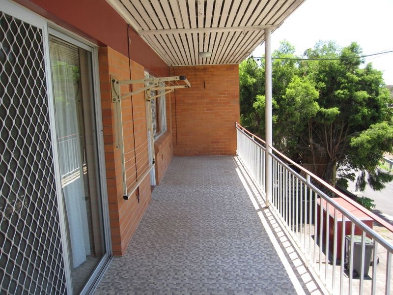 10/33 Knight Street, Greenslopes QLD 4120