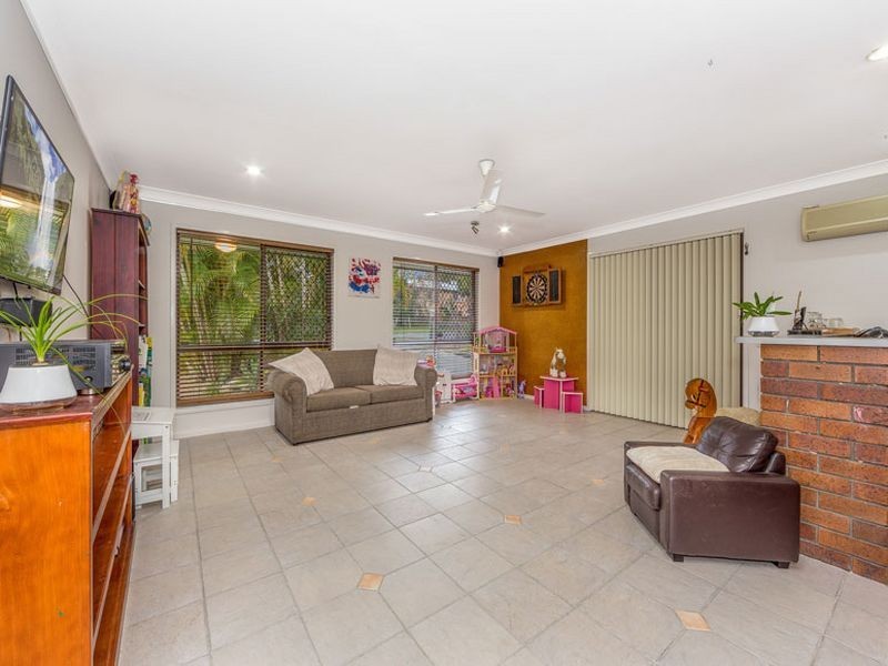 1 KYLOE COURT, Kingston QLD 4114