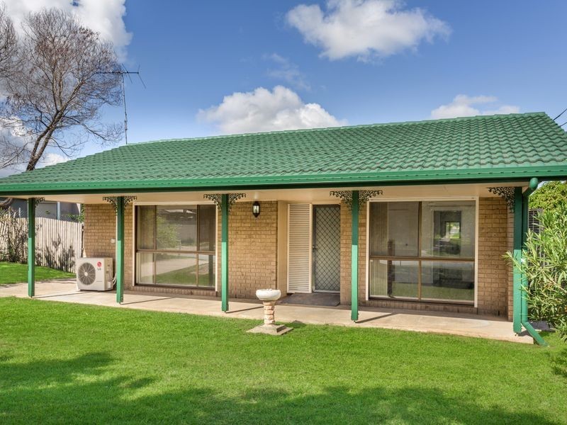 6 POLARIS AVENUE, Kingston QLD 4114