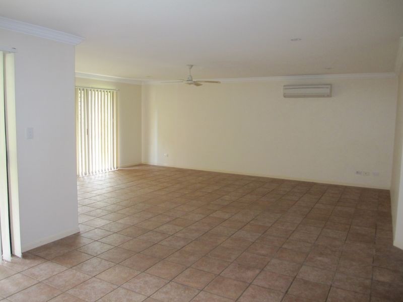 11 Kentwell Place, Wishart QLD 4122