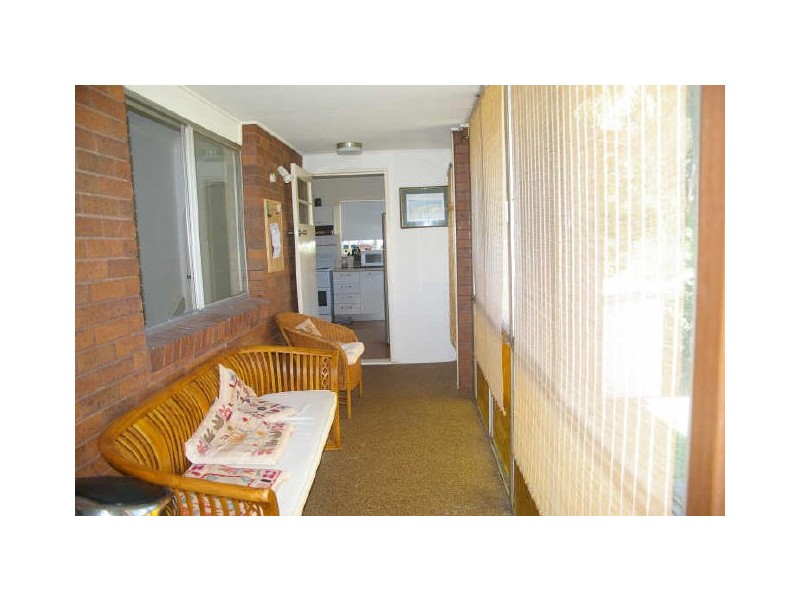 147 Nursery Road, Holland Park QLD 4121