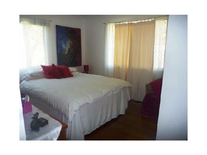 8 Badminton Street, Mount Gravatt East QLD 4122