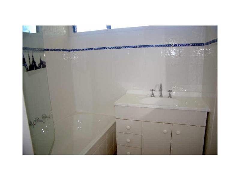 13 Lymm Street, Mount Gravatt East QLD 4122