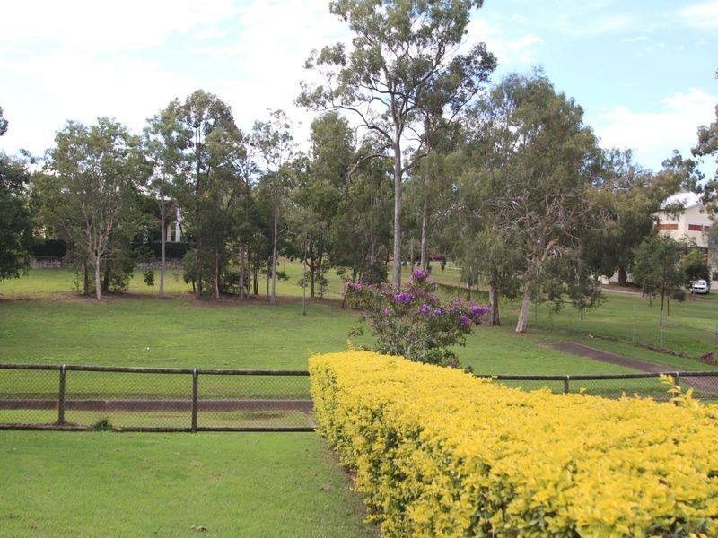 10/10 ROWE CLOSE, Wishart QLD 4122