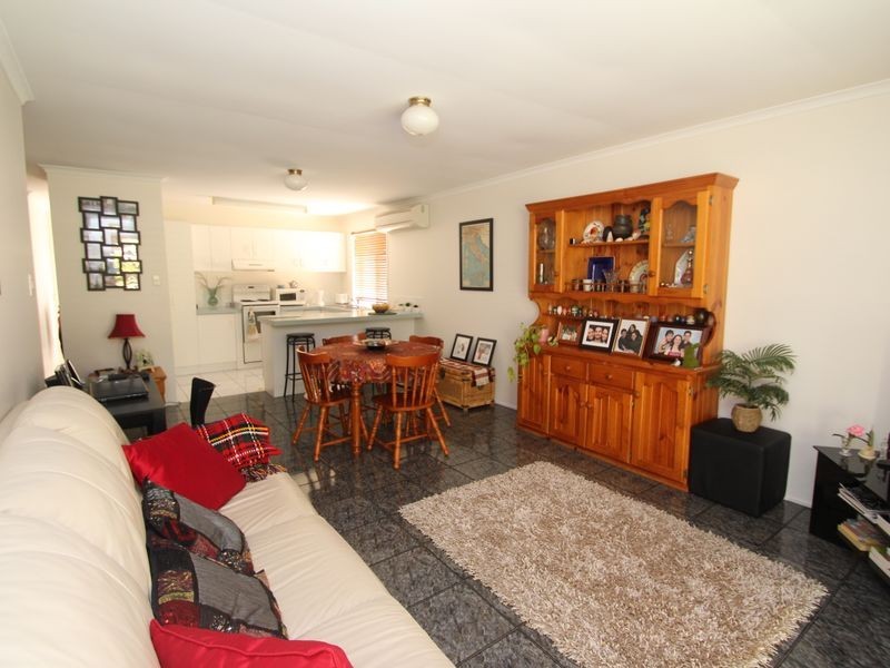 10/10 ROWE CLOSE, Wishart QLD 4122