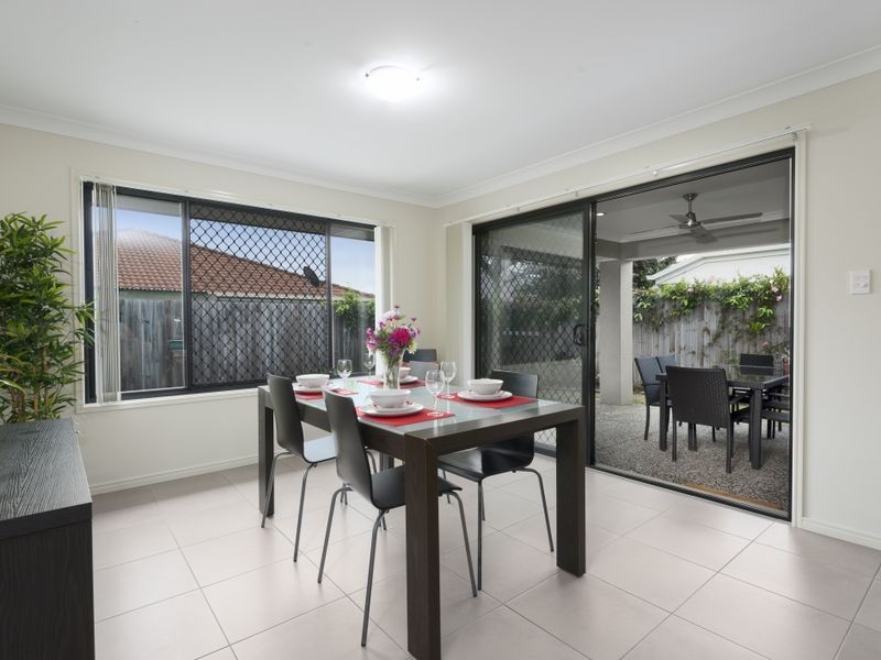 24 Higgs Circuit, Wynnum West QLD 4178