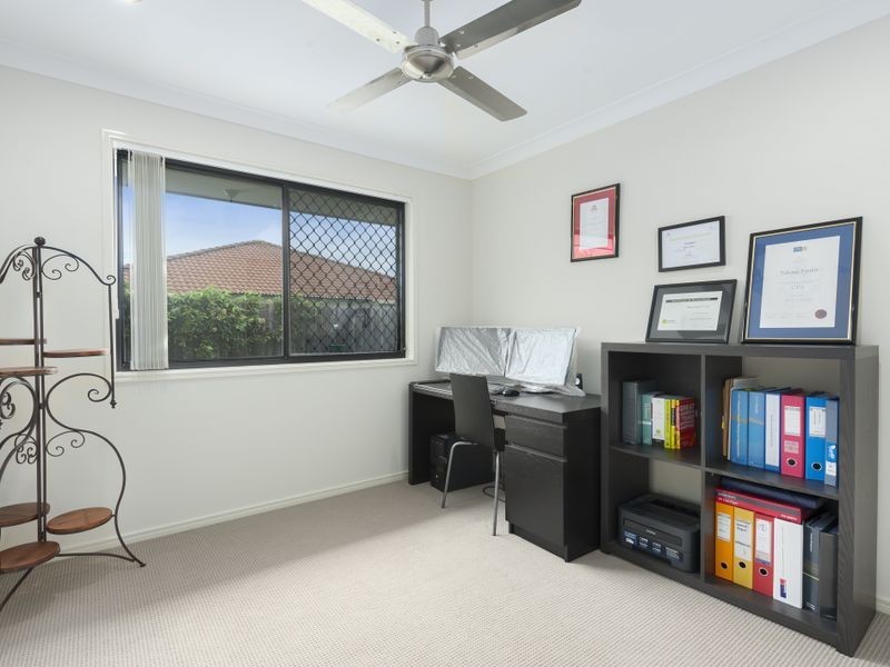 24 Higgs Circuit, Wynnum West QLD 4178