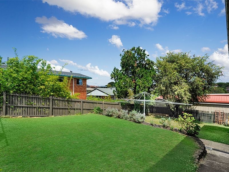 16 Coolmunda Street, Mansfield QLD 4122