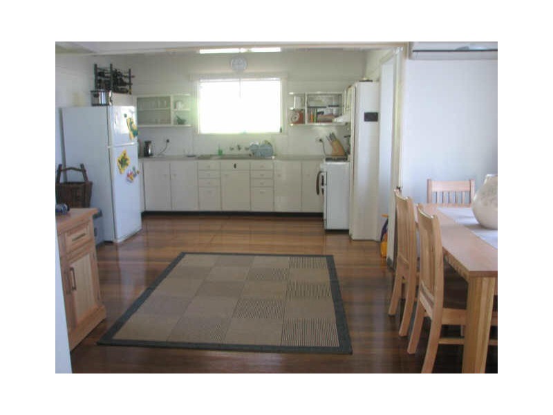 19 Park Street, Coorparoo QLD 4151