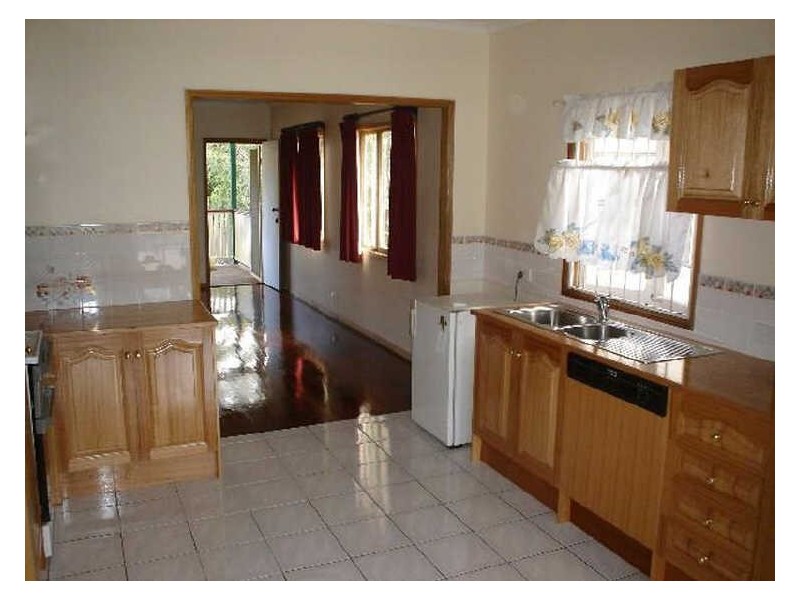 51 LONDON STREET, Eight Mile Plains QLD 4113