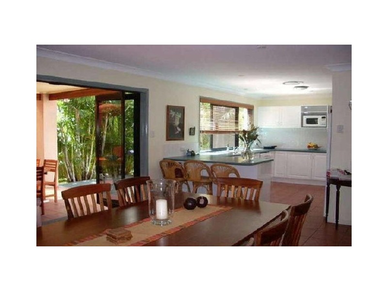 16 Apple Blossom Place, Eight Mile Plains QLD 4113