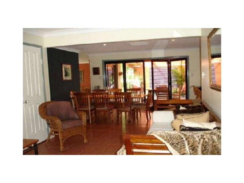 16 Apple Blossom Place, Eight Mile Plains QLD 4113