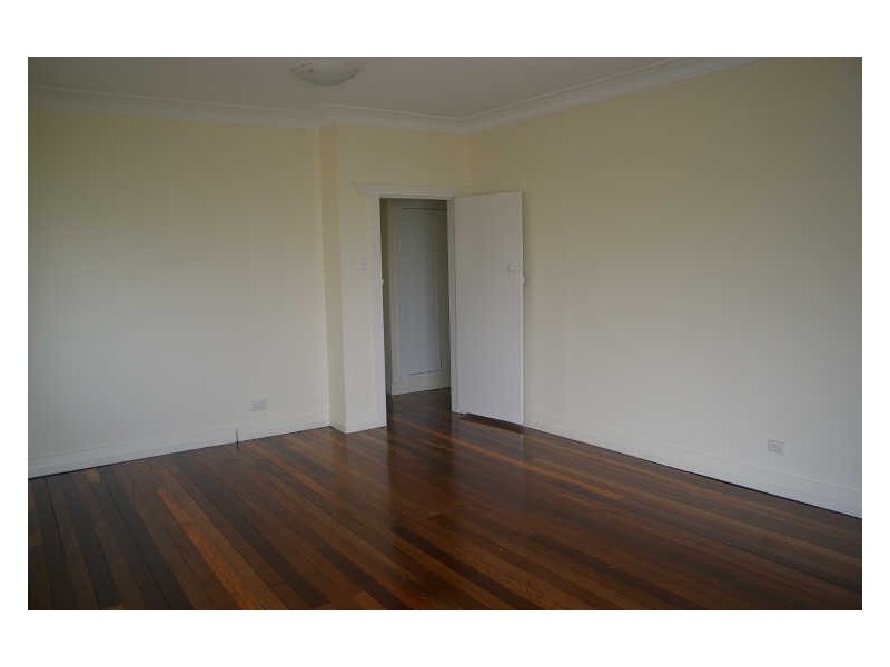 63 GRENFELL ST, Mount Gravatt East QLD 4122