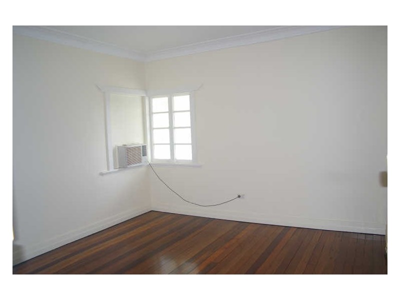 63 GRENFELL ST, Mount Gravatt East QLD 4122