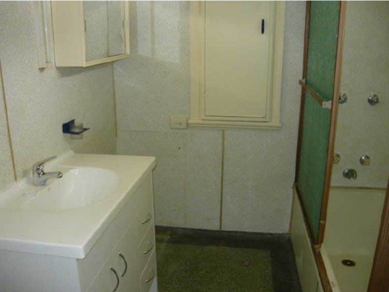 16 Wellstead Avenue, Coorparoo QLD 4151