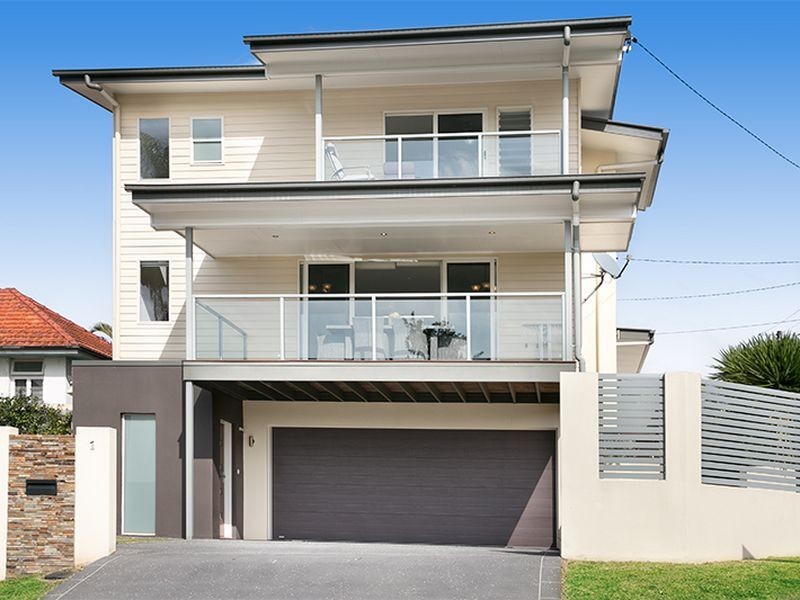 1 Miriam Street, Holland Park West QLD 4121