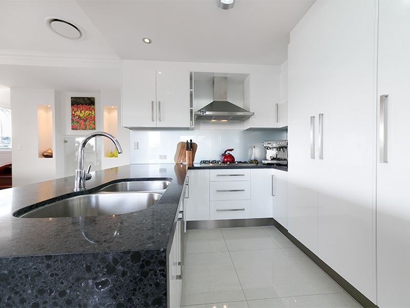 1 Miriam Street, Holland Park West QLD 4121