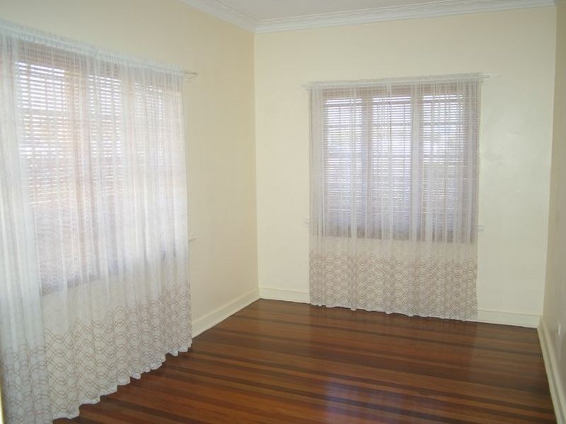 1370 Logan Road, Mount Gravatt QLD 4122