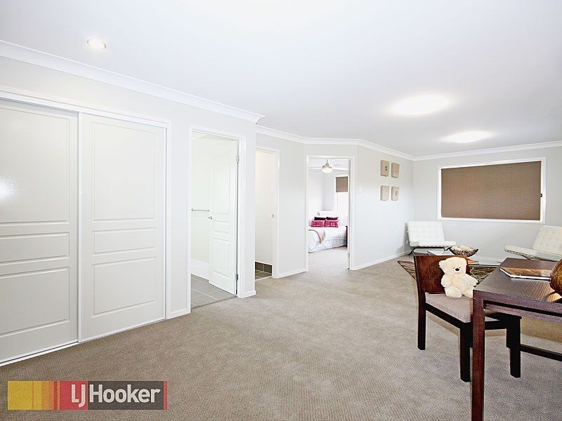 4 Charles Glen Street, Daisy Hill QLD 4127