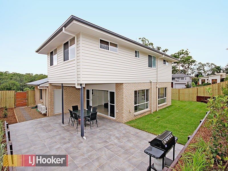 4 Charles Glen Street, Daisy Hill QLD 4127