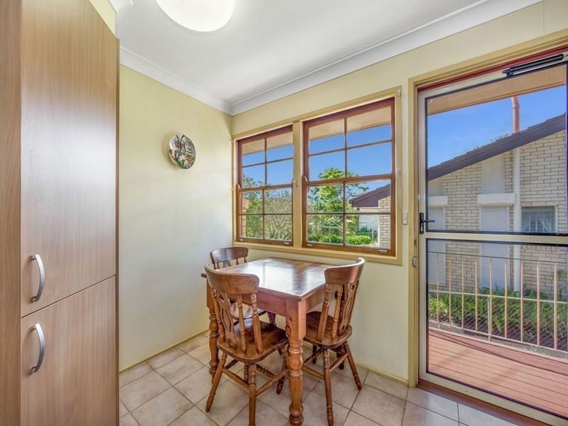 24 Lorrimore Street, Macgregor QLD 4109