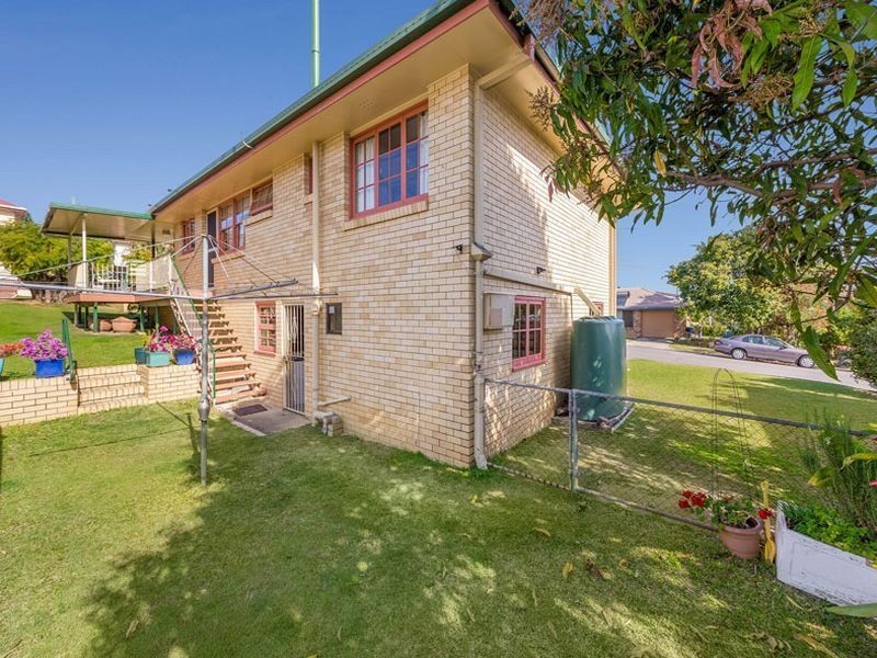 24 Lorrimore Street, Macgregor QLD 4109