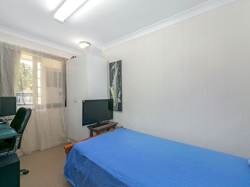 8 Elkana Place, Wishart QLD 4122